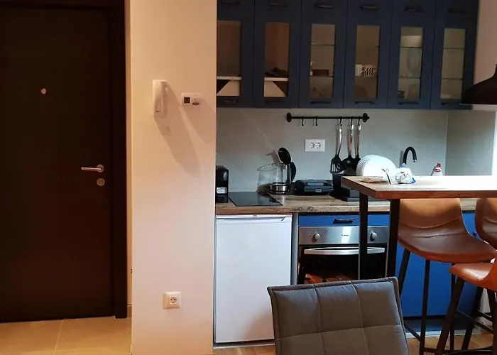 Titova Jovanka 아파트 *