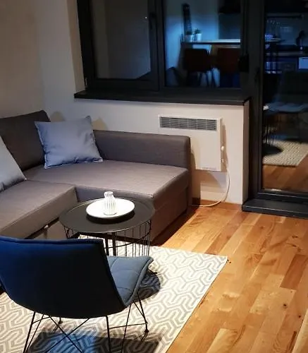 아파트 Titova Jovanka *